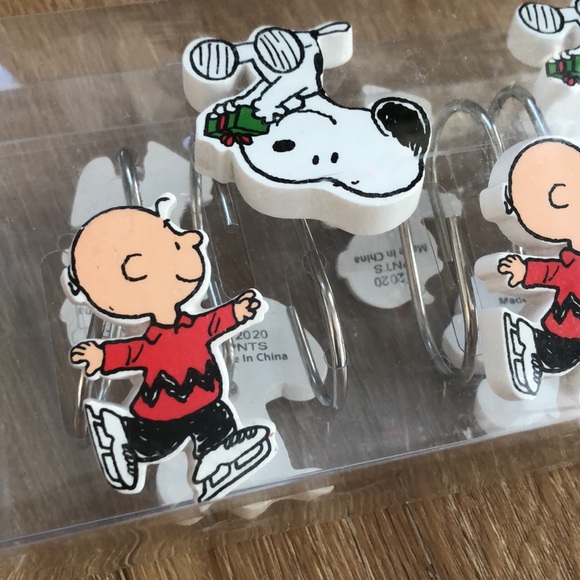 Other - Peanuts Shower Curtain Hooks